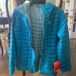 Girl’s North Face Blue Puffer Jacket